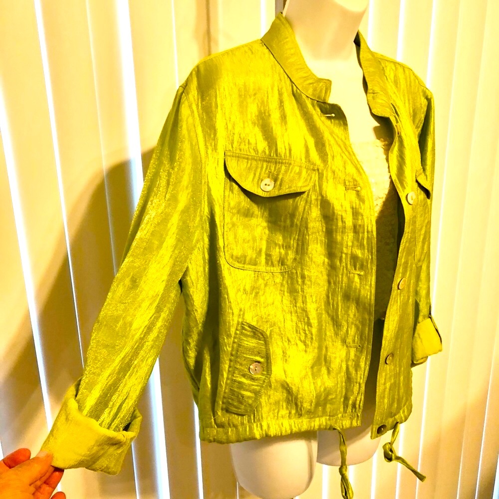 LINEAR green shimmer light weight jacket